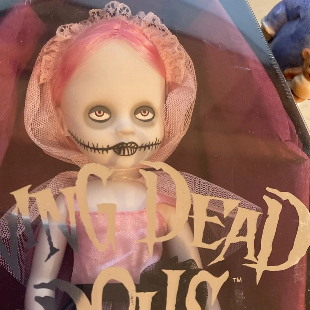Mezco living dead